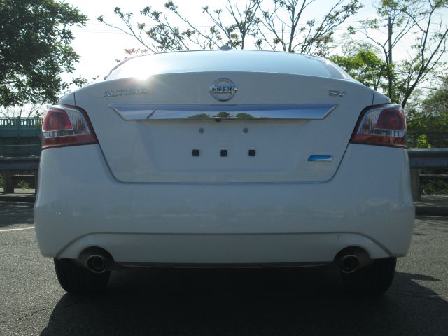 Nissan Altima 2013 photo 33