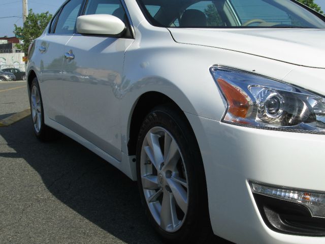 Nissan Altima 2013 photo 36