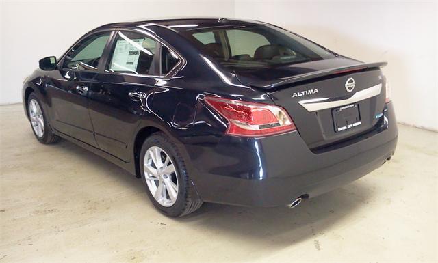 Nissan Altima 2013 photo 12