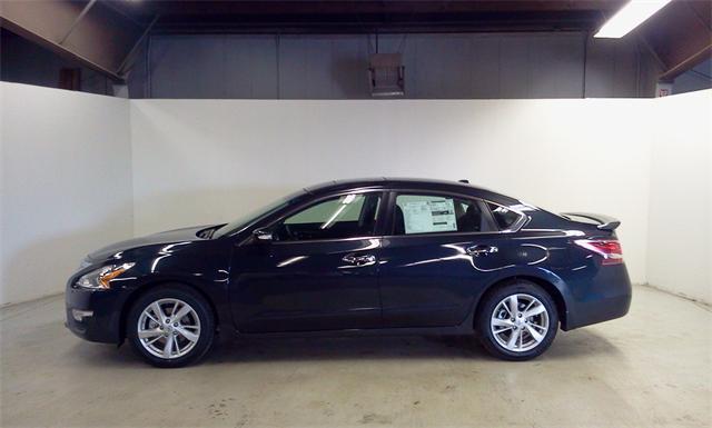 Nissan Altima 2013 photo 9