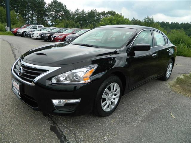 Nissan Altima 2013 photo 2