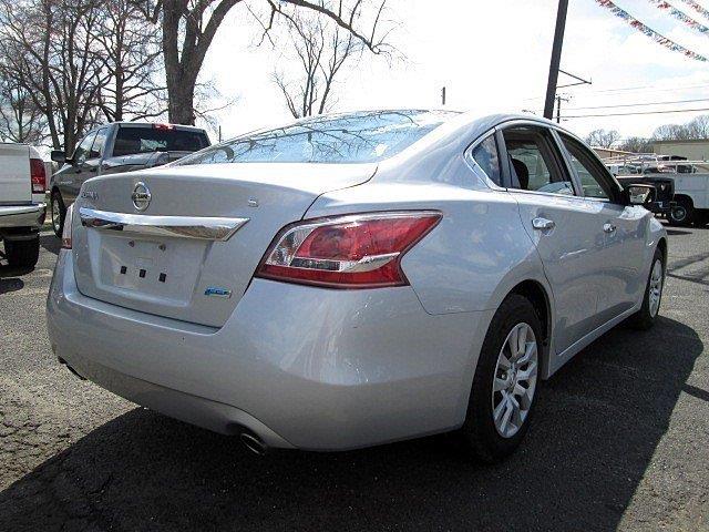 Nissan Altima 2013 photo 1