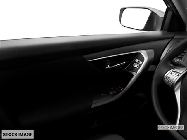 Nissan Altima Unknown Sedan