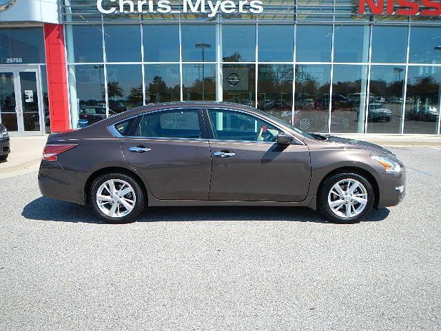 Nissan Altima 4.6L Eddie Bauer Sedan