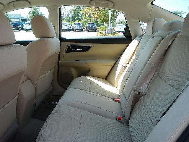 Nissan Altima 2014 photo 4