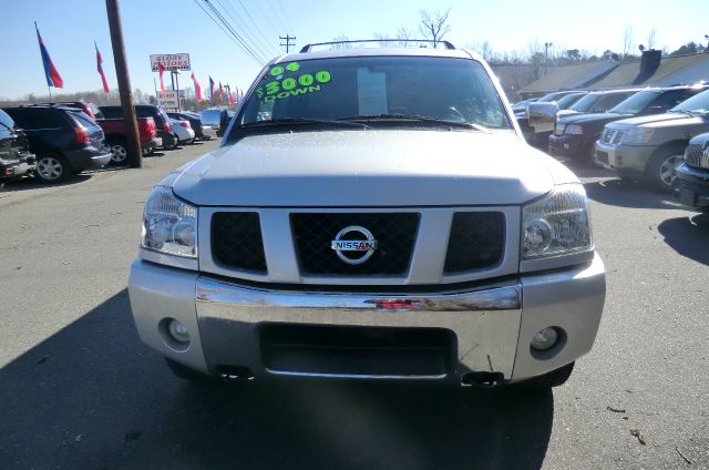 Nissan Armada 2004 photo 4