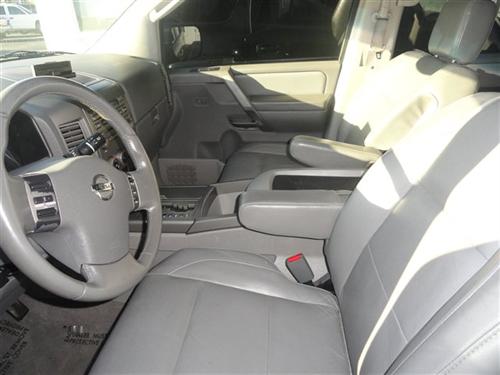 Nissan Armada 2004 photo 2