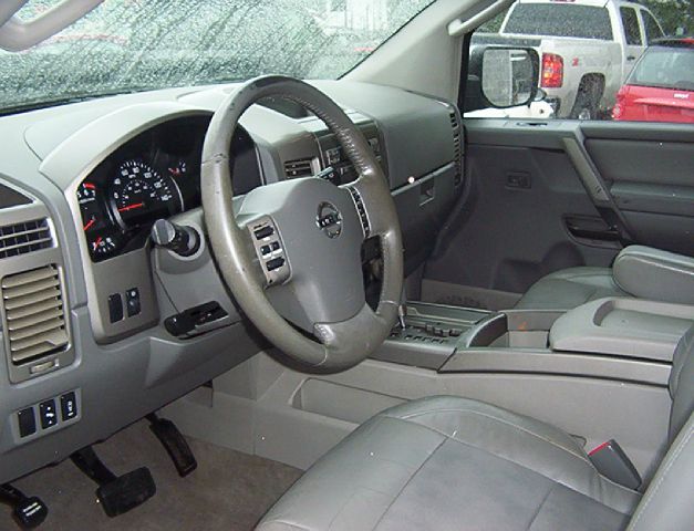 Nissan Armada 2004 photo 4