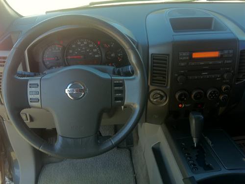 Nissan Armada 2004 photo 3