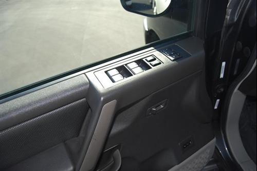 Nissan Armada 2004 photo 5