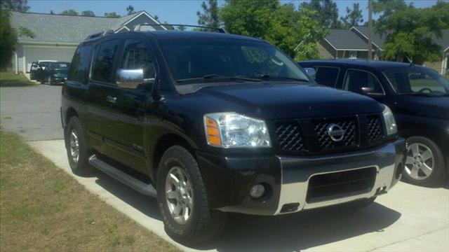 Nissan Armada 2004 photo 1
