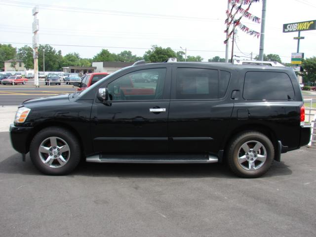 Nissan Armada 2005 photo 1