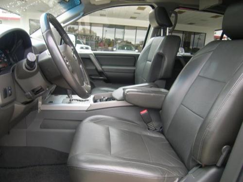 Nissan Armada 2006 photo 2