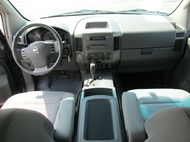 Nissan Armada 2006 photo 5