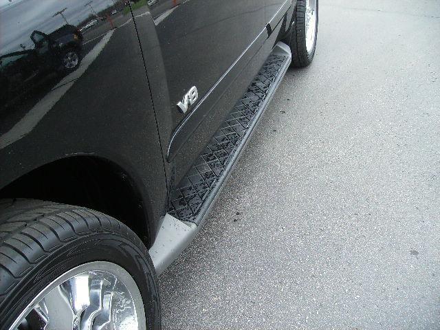 Nissan Armada 2006 photo 2