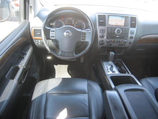 Nissan Armada 2009 photo 2