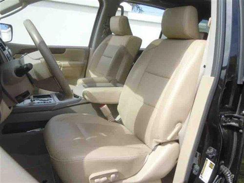 Nissan Armada 2009 photo 5