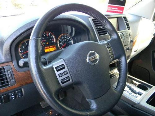 Nissan Armada 2009 photo 1