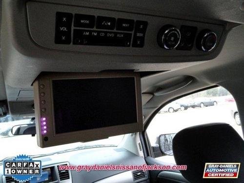 Nissan Armada 2010 photo 1