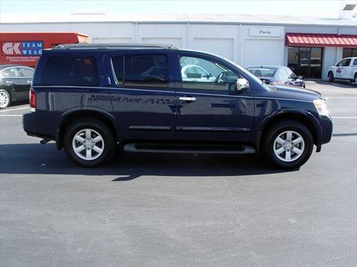 Nissan Armada 2010 photo 1