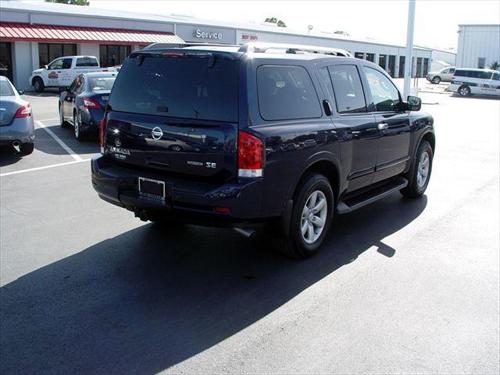 Nissan Armada 2010 photo 2