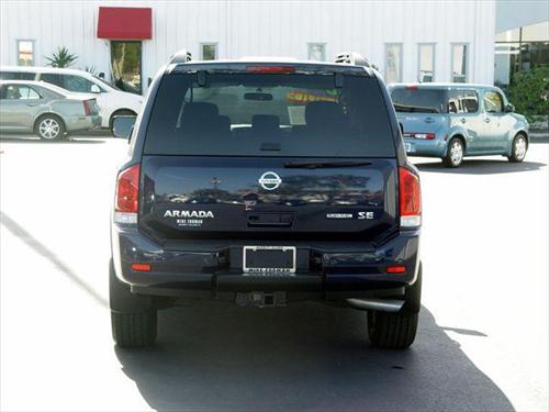 Nissan Armada 2010 photo 3