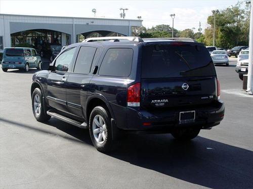 Nissan Armada 2010 photo 4