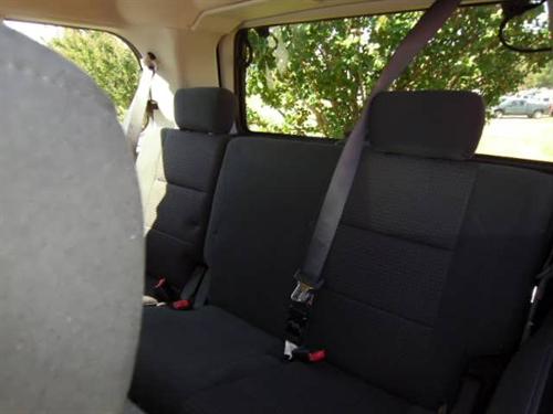 Nissan Armada 2010 photo 4