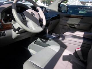 Nissan Armada 2010 photo 4