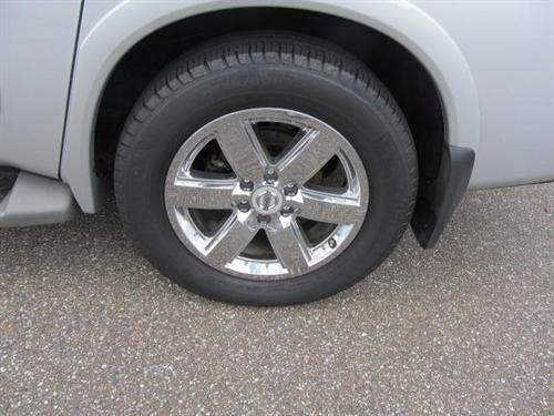 Nissan Armada 2010 photo 4
