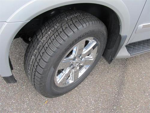 Nissan Armada 2010 photo 5