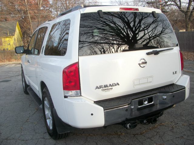 Nissan Armada 2010 photo 1