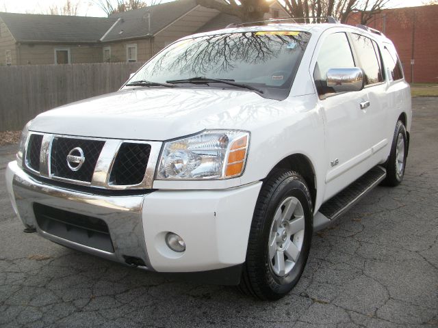 Nissan Armada 2010 photo 4