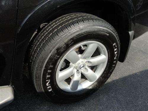 Nissan Armada 2010 photo 4