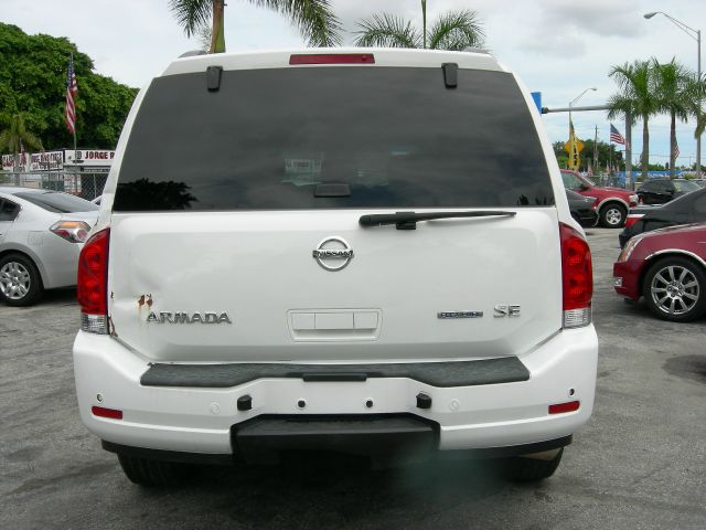 Nissan Armada 2010 photo 1
