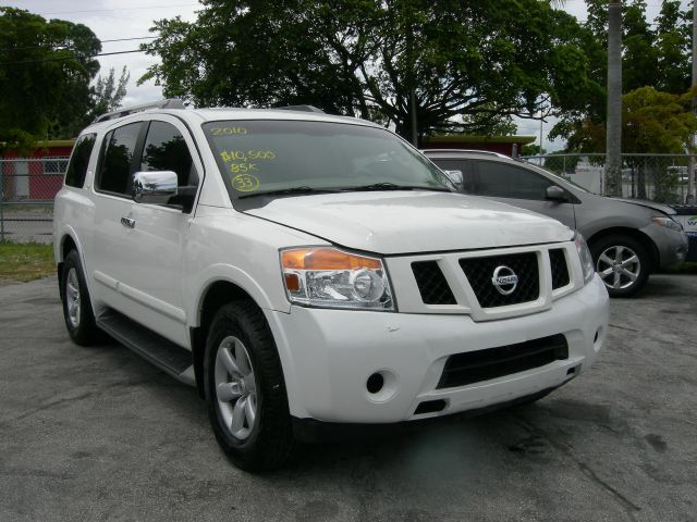 Nissan Armada 2010 photo 3