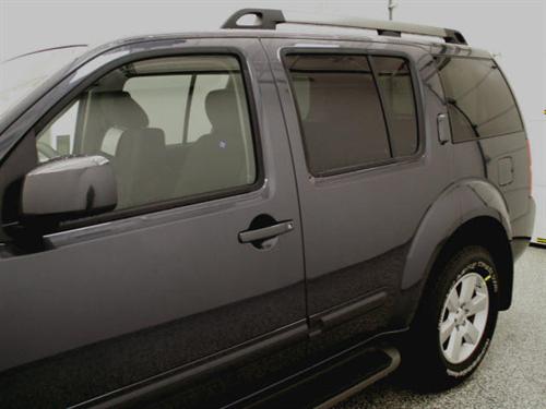 Nissan Armada 2010 photo 1