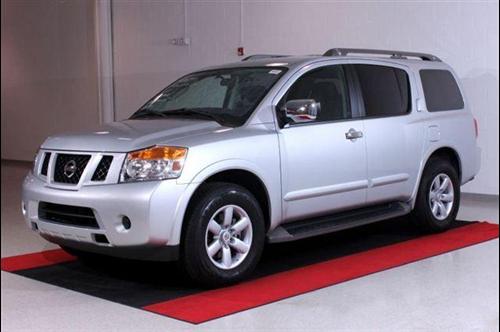 Nissan Armada 2010 photo 2