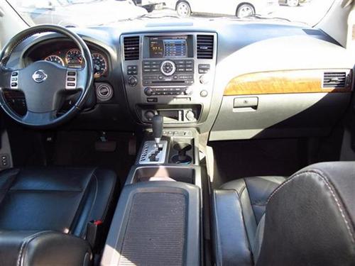 Nissan Armada 2010 photo 5