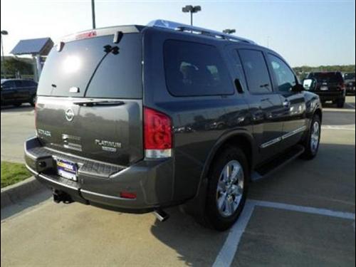 Nissan Armada 2010 photo 3