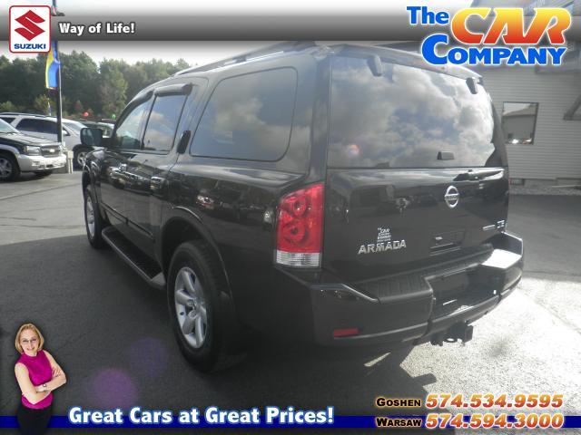Nissan Armada 2010 photo 2