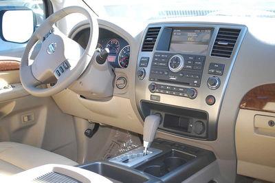 Nissan Armada 2011 photo 1