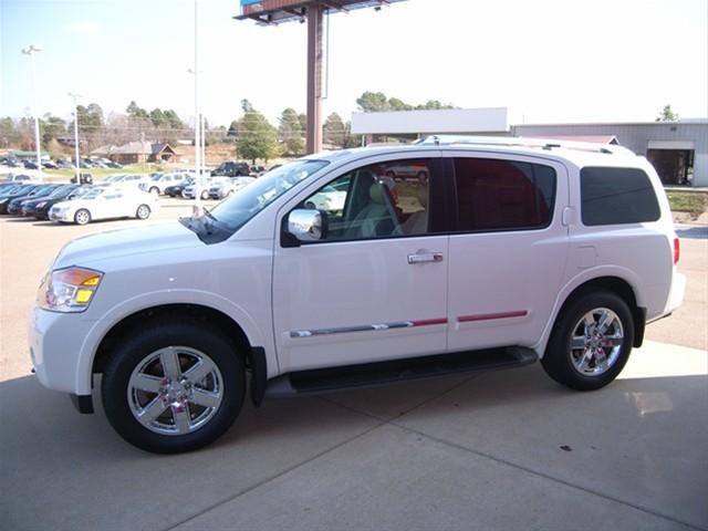 Nissan Armada 2011 photo 2