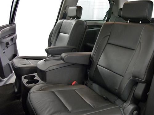 Nissan Armada 2011 photo 1