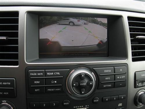 Nissan Armada 2011 photo 1