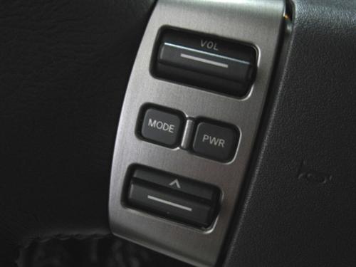 Nissan Armada 2011 photo 1