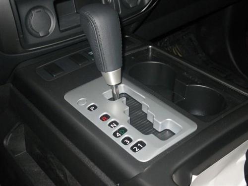 Nissan Armada 2011 photo 2