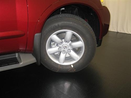 Nissan Armada 2011 photo 3