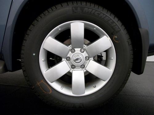 Nissan Armada 2011 photo 1