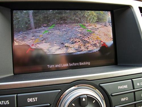 Nissan Armada 2011 photo 1